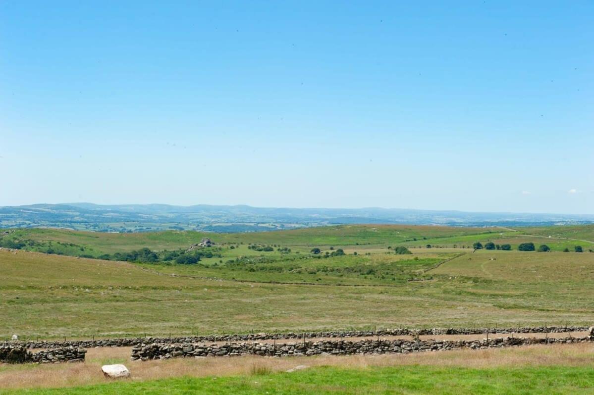 Dartmoor Barn On North Hessary Tor Villa Yelverton Kültér fotó